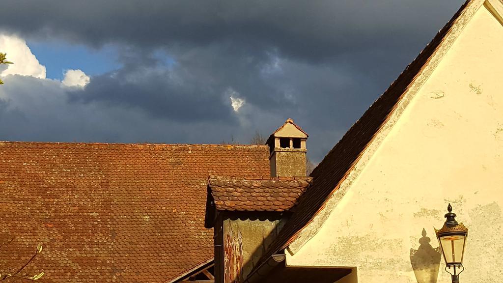Landgasthof Und Hotel Weisser Lowe Eckental Esterno foto