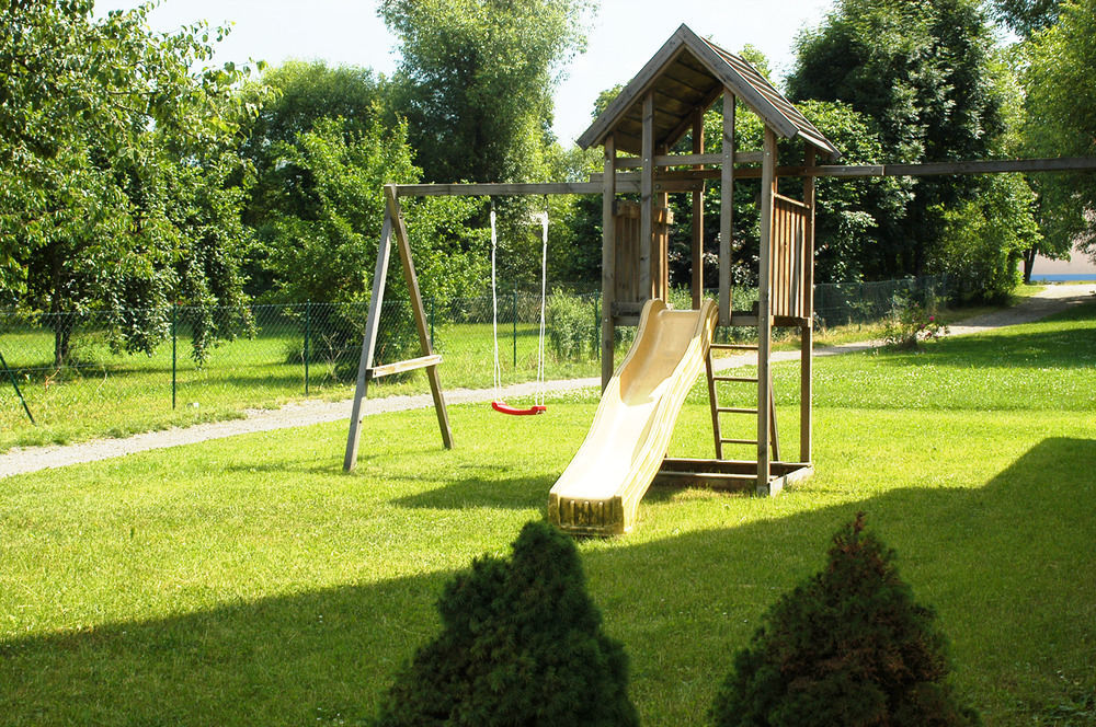 Landgasthof Und Hotel Weisser Lowe Eckental Esterno foto